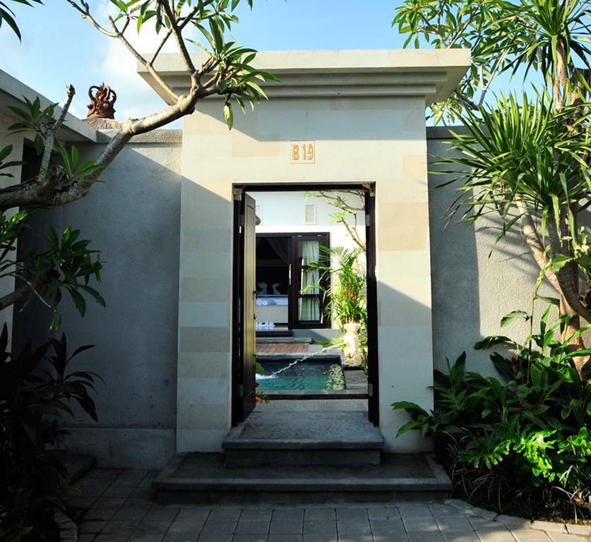 La Villais Kamojang Hotel Seminyak Rum bild