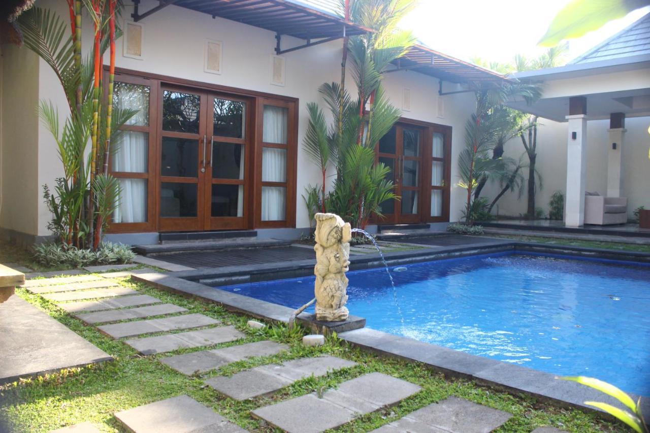 La Villais Kamojang Hotel Seminyak Exteriör bild