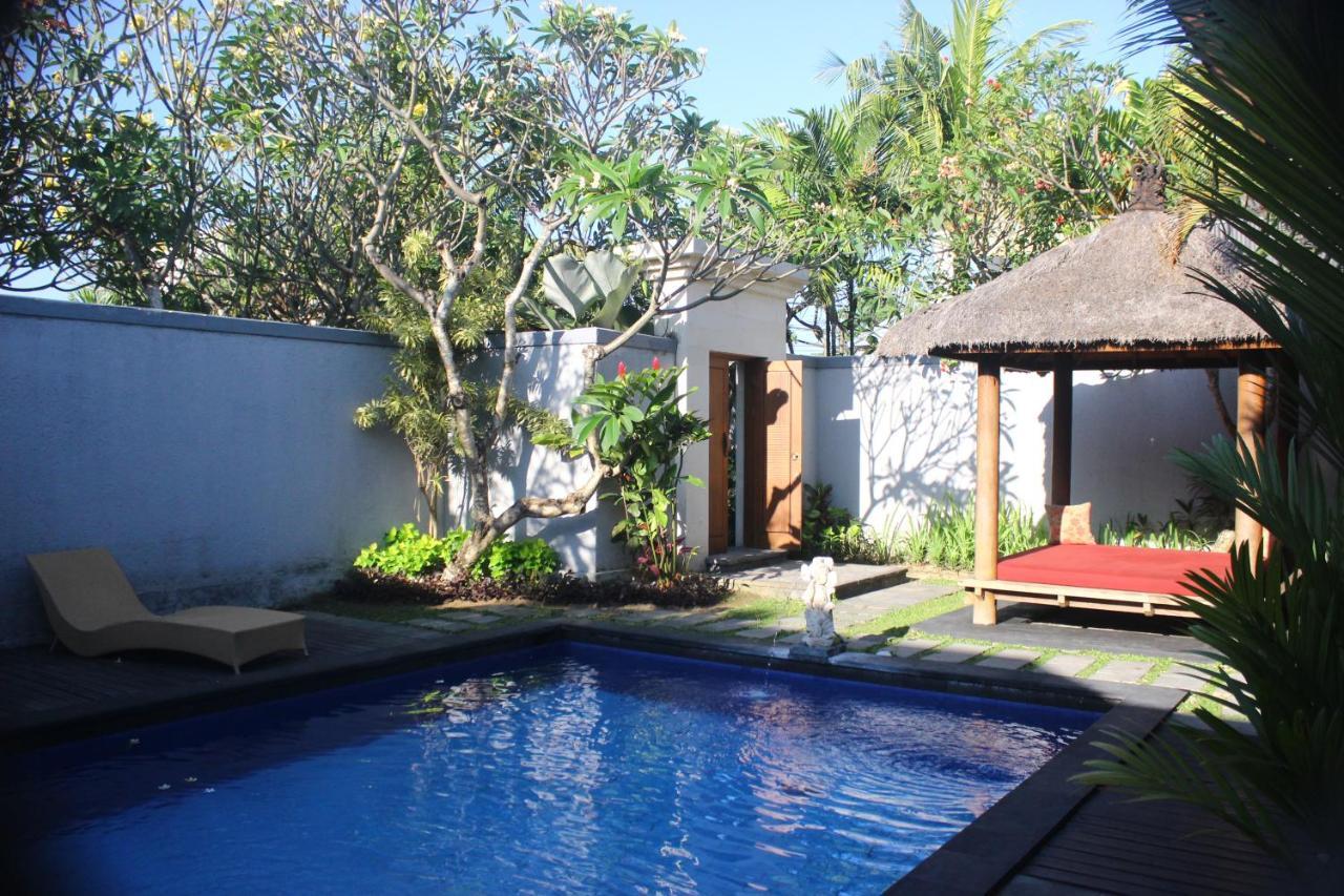 La Villais Kamojang Hotel Seminyak Exteriör bild